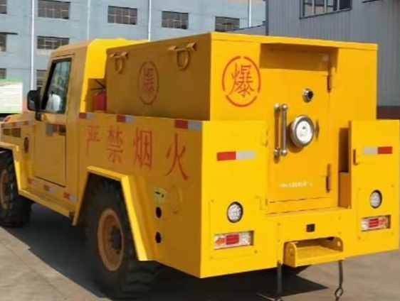 宿迁凯龙爆破器材运输车：保障爆破任务的安全运行