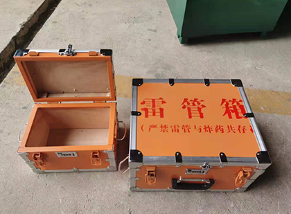 宿迁不同材质的雷管箱性能上有什么区别？