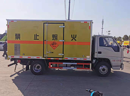 宿迁爆破器材运输车工人安全操作规范与智能技术保障